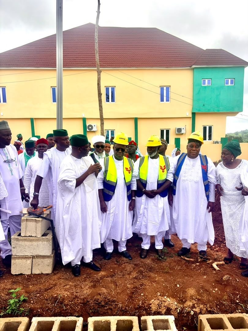 Hon. Olanrewaju Drives CBT, Science Projects at Ansar-Ud-Deen School